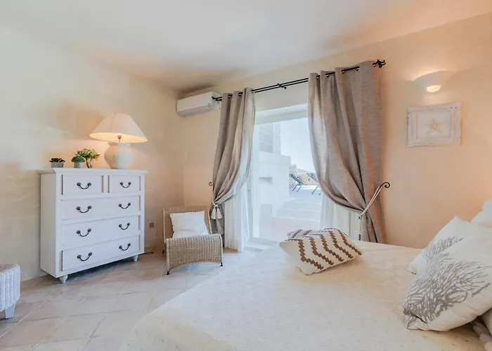 Smeralda, With Private Pool In Porto Cervo, Sardinia Villa *