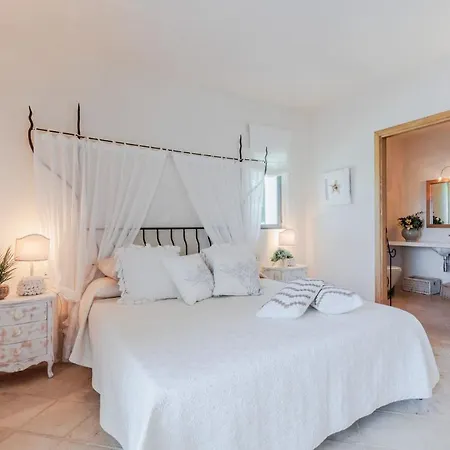 Smeralda, With Private Pool In Porto Cervo, Sardinia Villa *