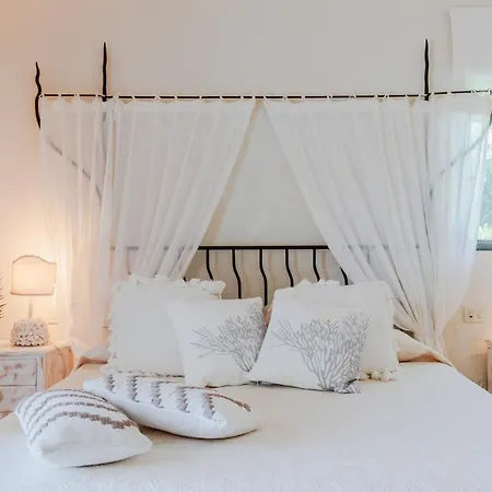 Smeralda, With Private Pool In Porto Cervo, Sardinia Villa *